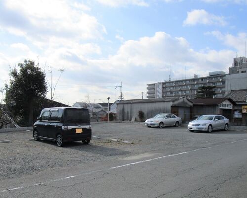 庚申町ガレージ